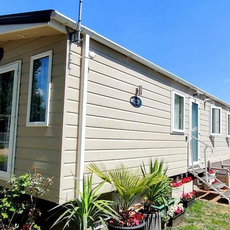 Billing Aquadrome Northampton, Royale Poplar Km12 Apartment Exterior photo
