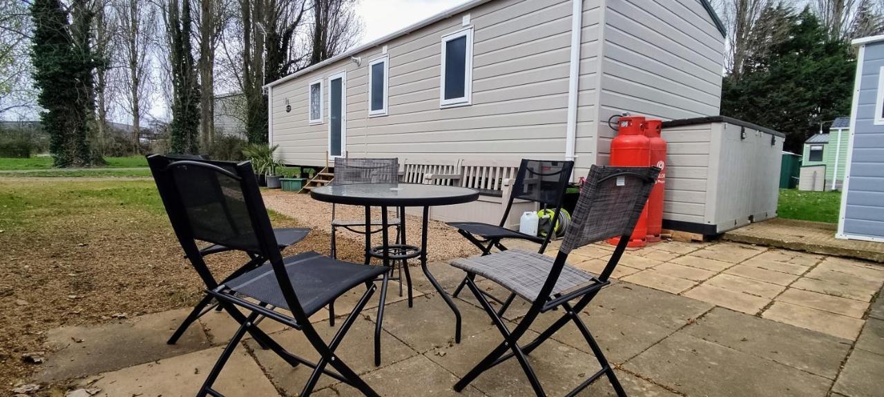 Billing Aquadrome Northampton, Royale Poplar Km12 Apartment Exterior photo