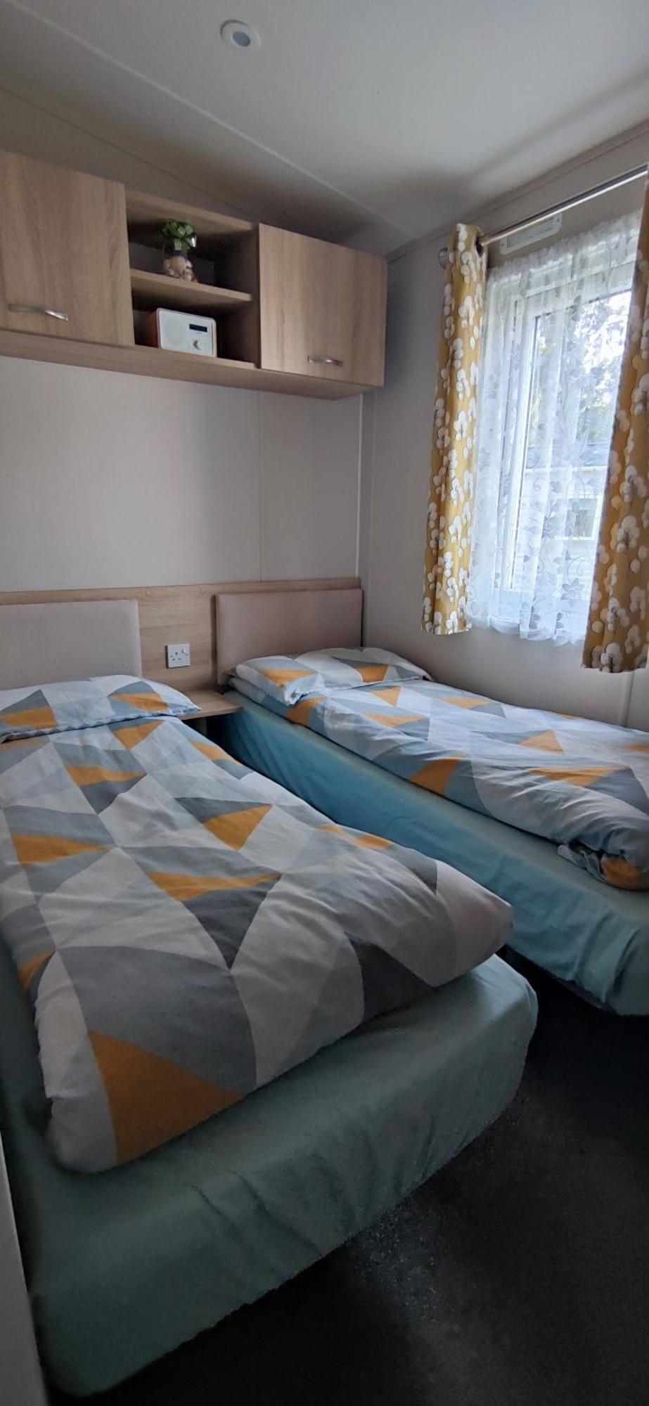 Billing Aquadrome Northampton, Royale Poplar Km12 Apartment Room photo